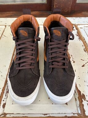 Size 11.5 Vans Sk8 High Dark Brown Scotch Guard